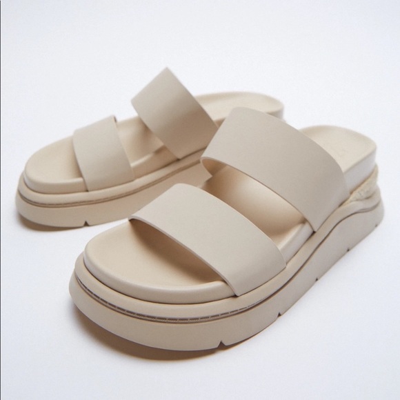 ✅SOLD✅ZARA RUBBERISED FLAT SPORTY SANDALS - Picture 8 of 15